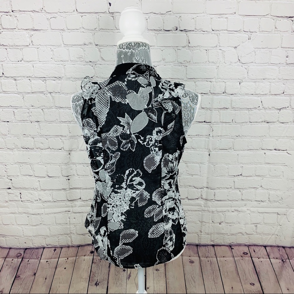 Express Design Studio Black and White blouse SZ S - Picture 4 of 5